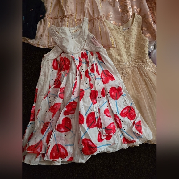 Assorted Girls' Dresses Collection - Picture 7 of 9
